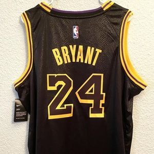 Kobe Bryant snakeskin city edition Lakers jersey